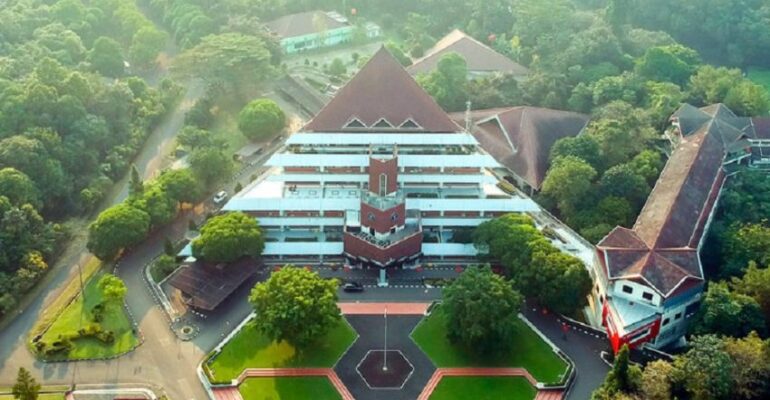 Rabuan Bersama, Rektor IPB University Paparkan Paket Kebijakan untuk Menunjang Indikator Kinerja Utama (IKU)