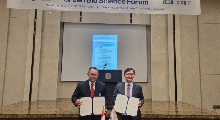 MoU between IPB and SNU